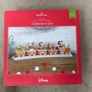 Disney Holiday Train Set